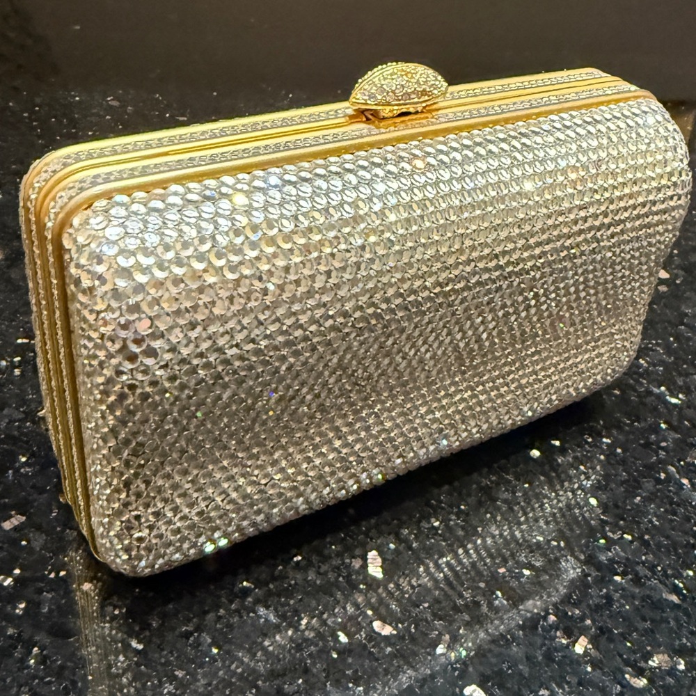Elegant Silver Clutch Bag